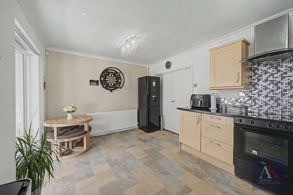 Fairfax Drive, Littleborough OL15 8RA, photo 9