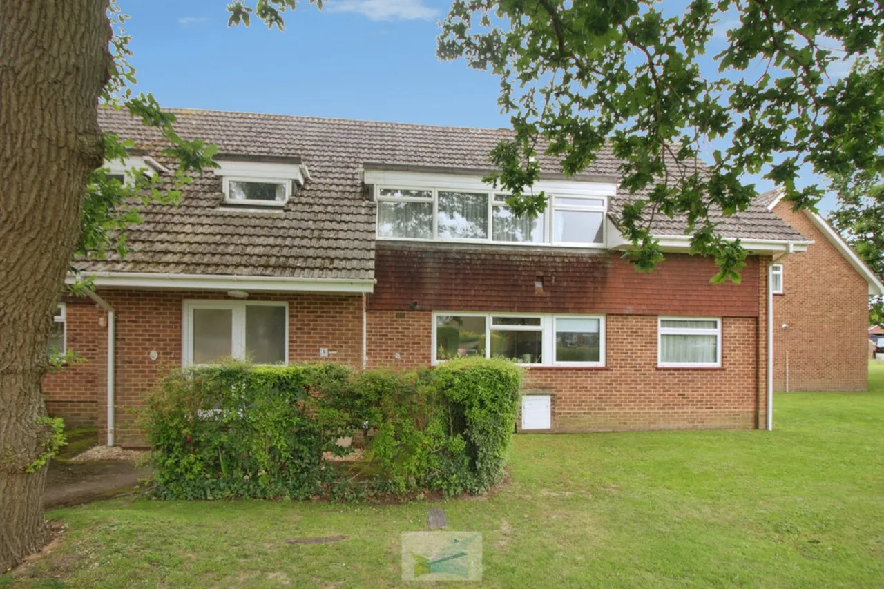 New Milton, BH25, photo 2