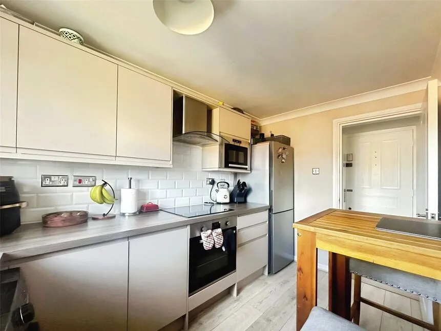 Florin Drive, Rochester, Kent, ME1, photo 6