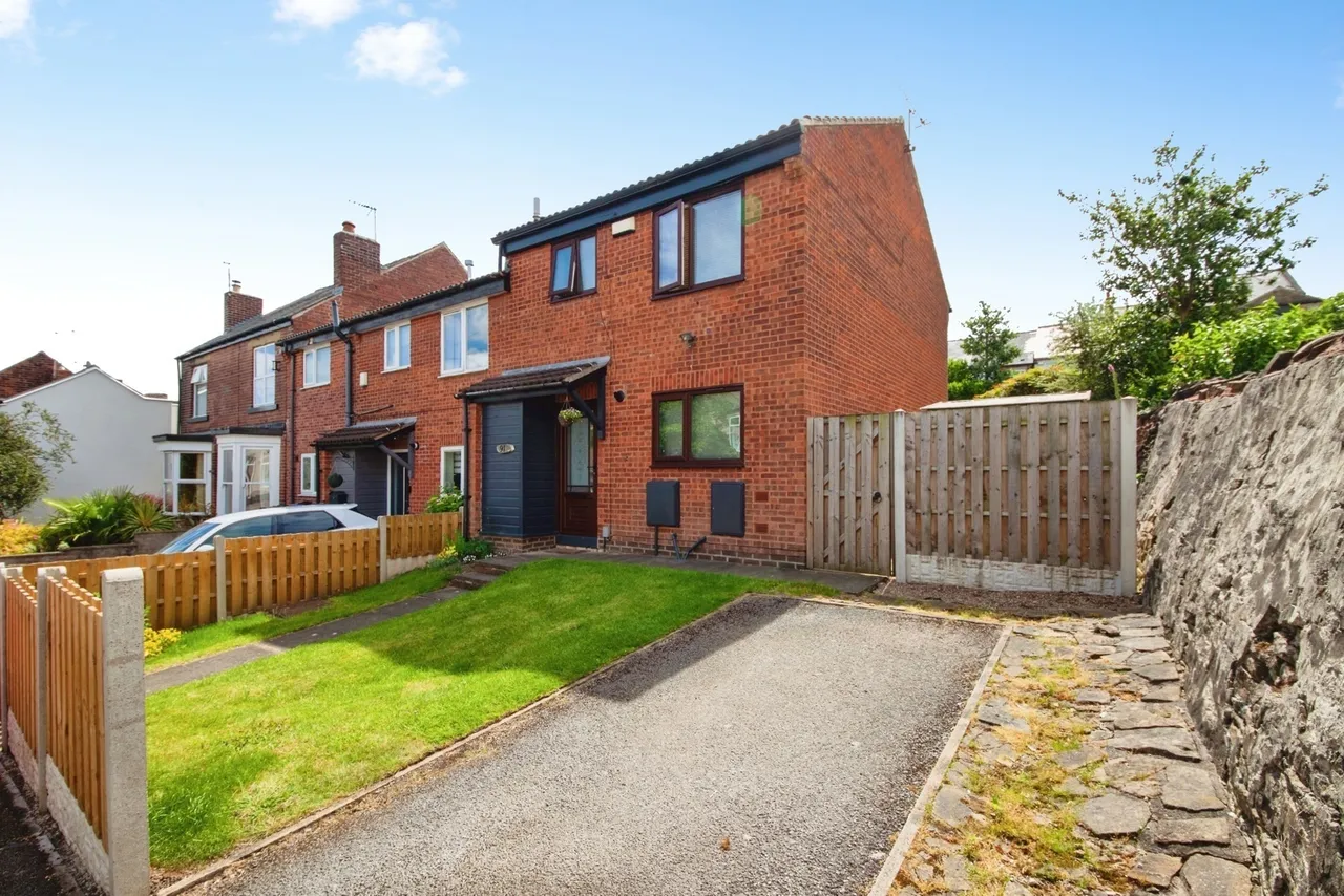 3 bed house for sale — Duncombe Street, Sheffield, S6