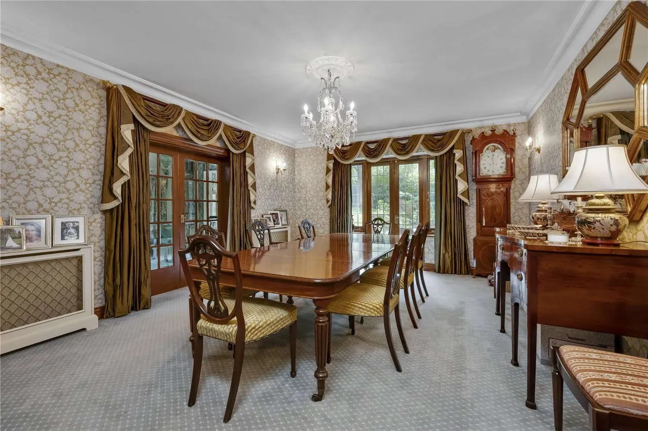 South Road, St George's Hill, Weybridge, Surrey, KT13 0NA, photo 5