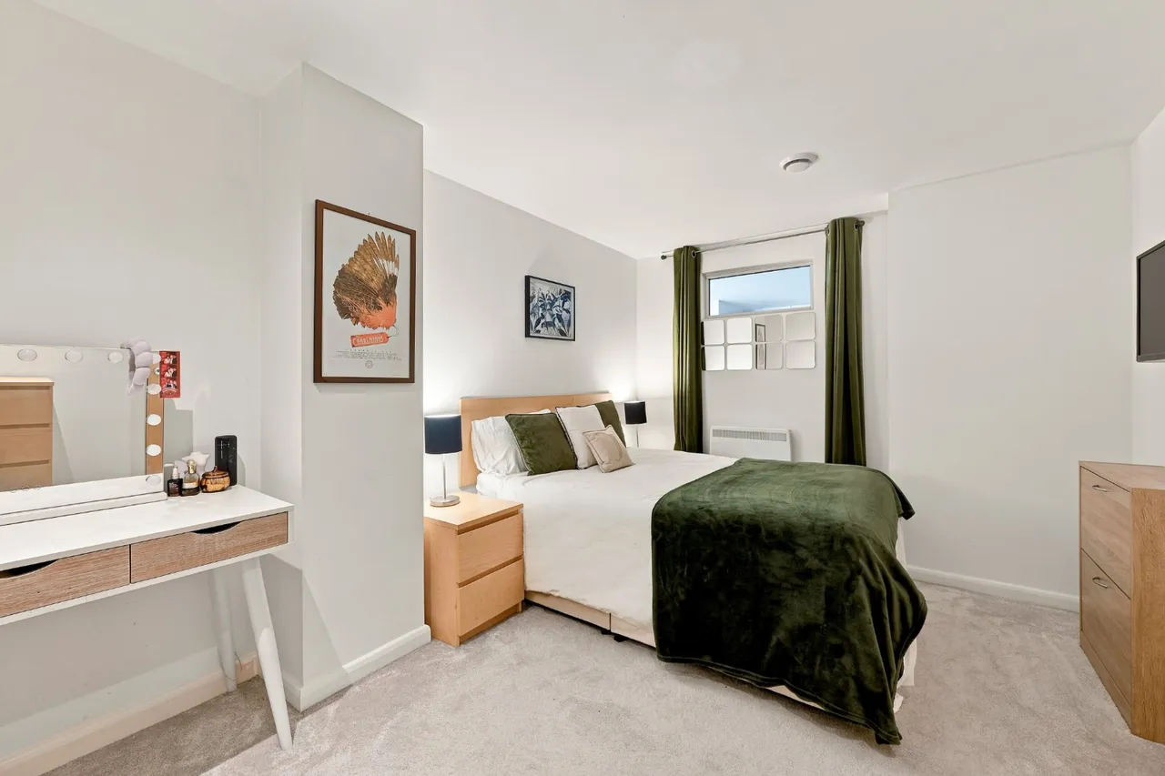 Leeman Road, York, YO26, photo 9