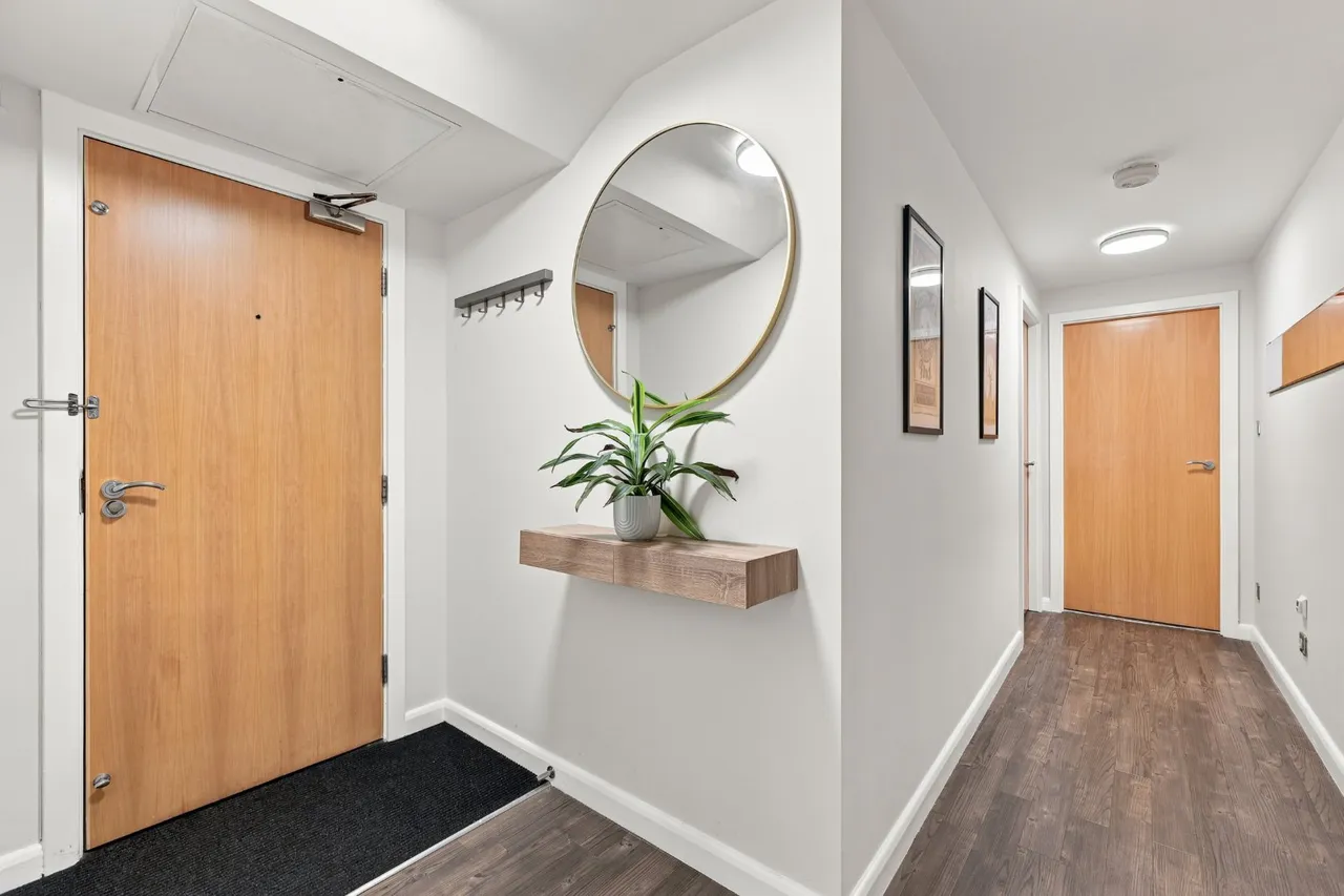 Leeman Road, York, YO26, photo 13
