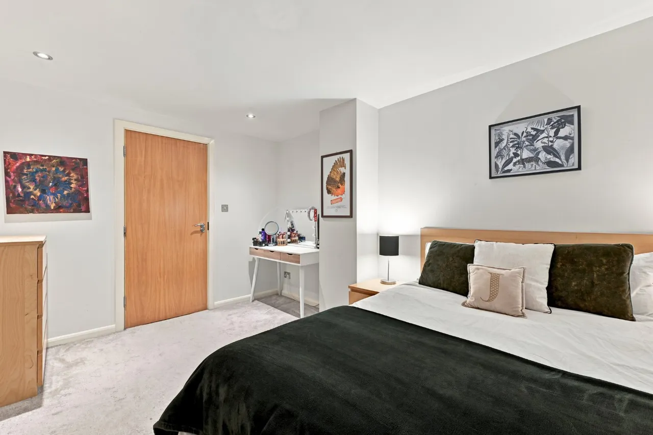 Leeman Road, York, YO26, photo 10