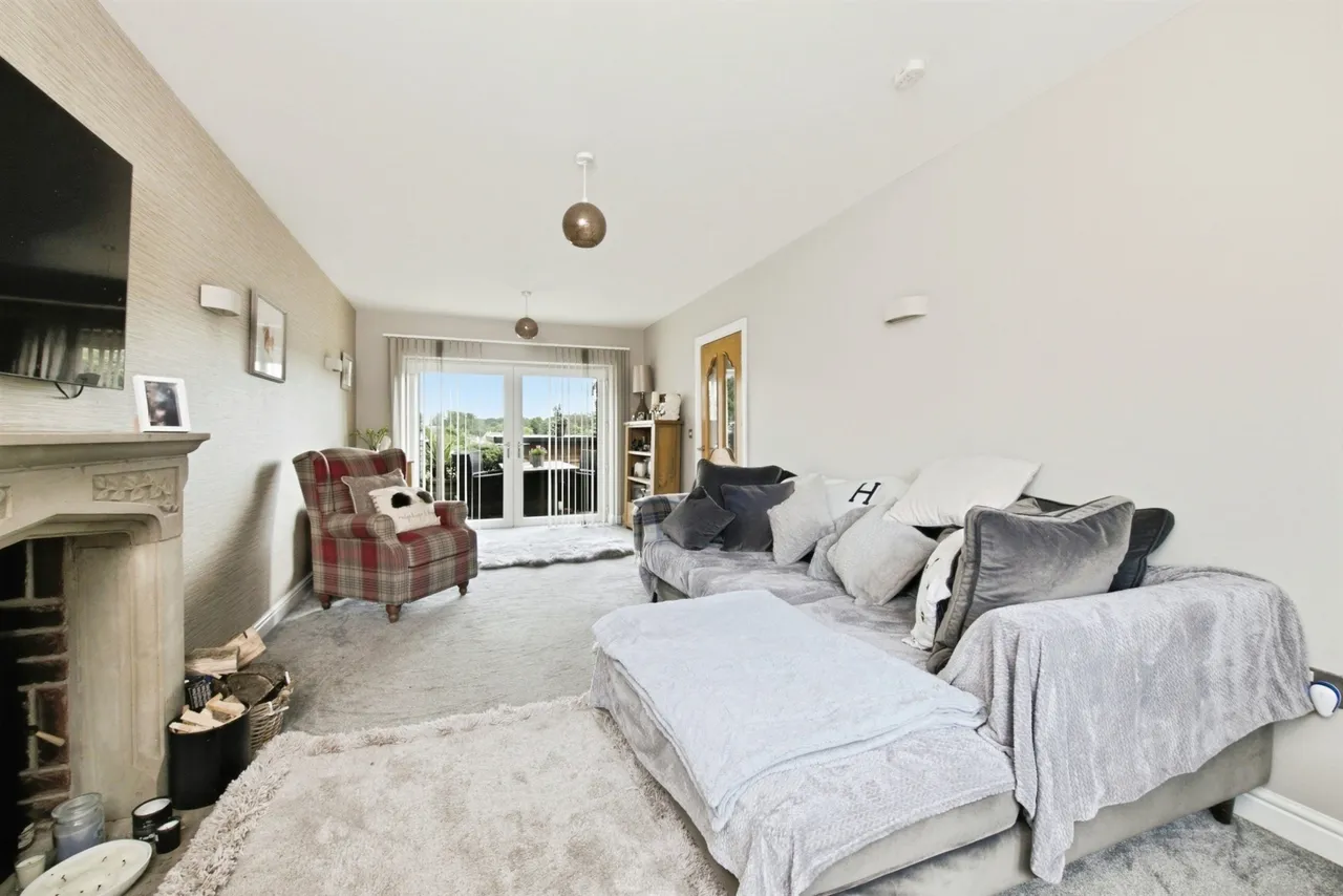 Riverside Court, Denby Dale, HD8, photo 16
