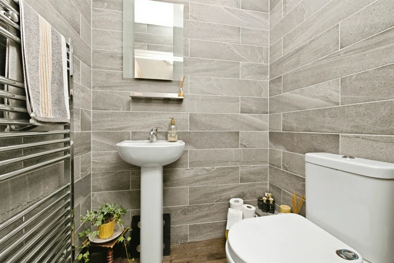 Riverside Court, Denby Dale, HD8, photo 15