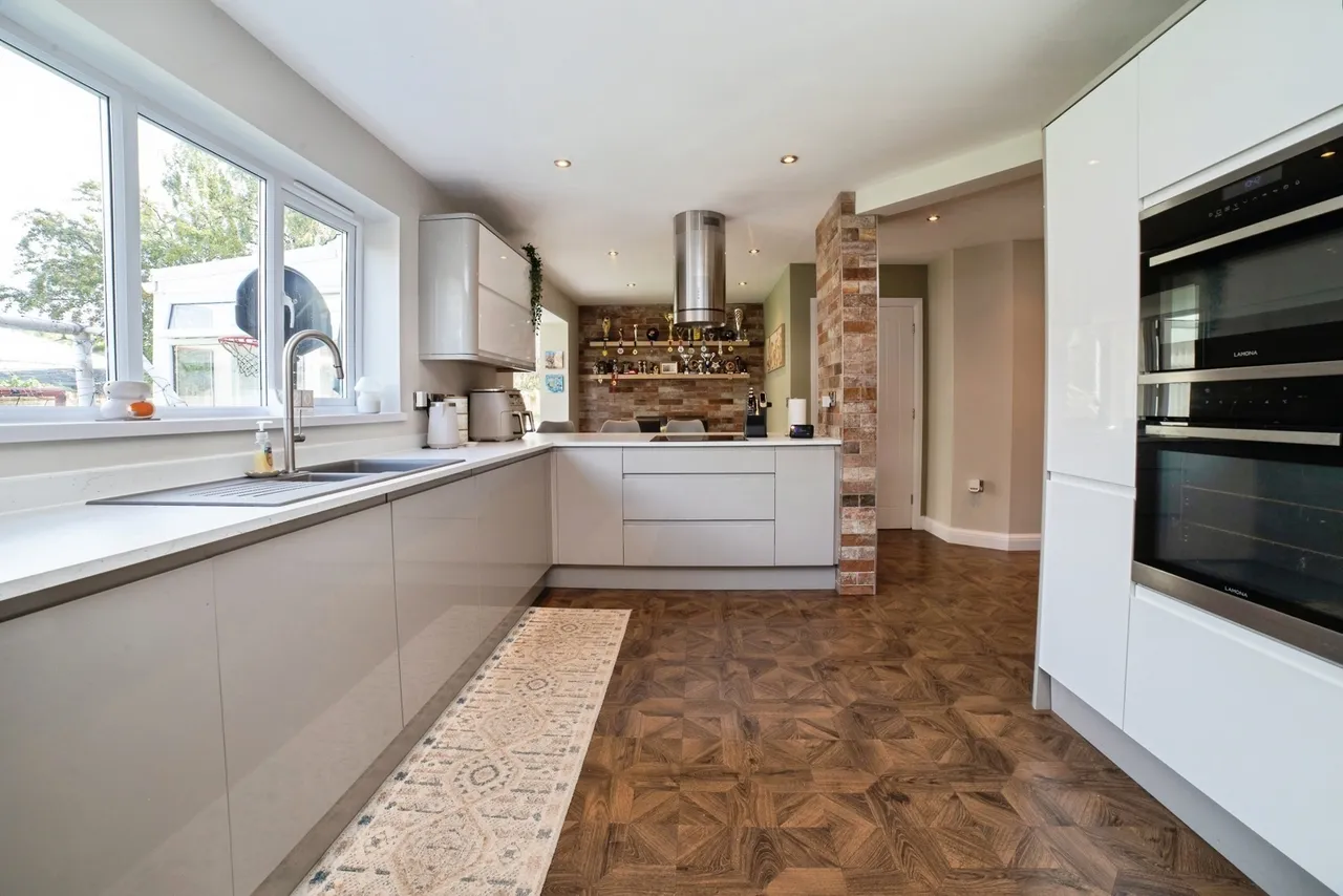 Sheldon Close, SUTTON-IN-ASHFIELD, Nottinghamshire, NG17, photo 6