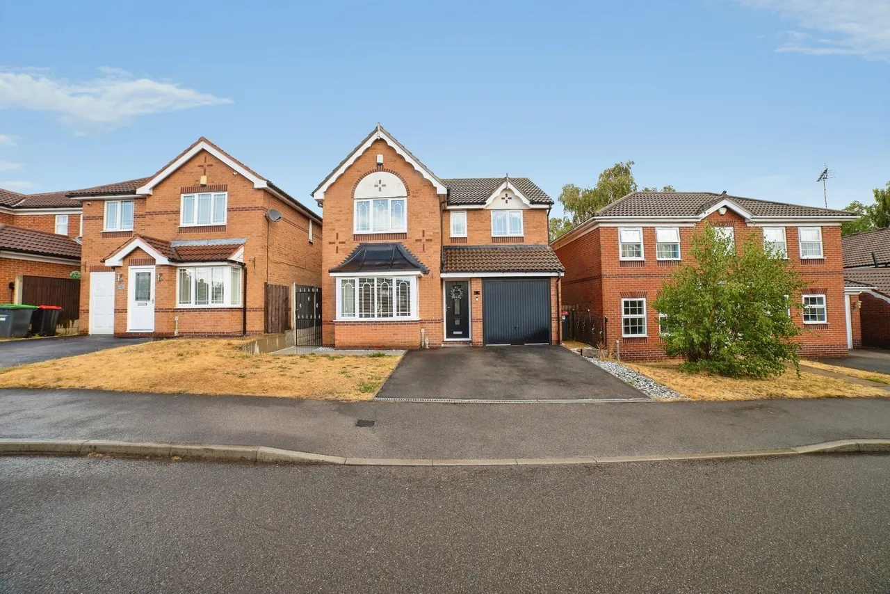 4 bed house for sale — Sheldon Close, SUTTON-IN-ASHFIELD, Nottinghamshire, NG17