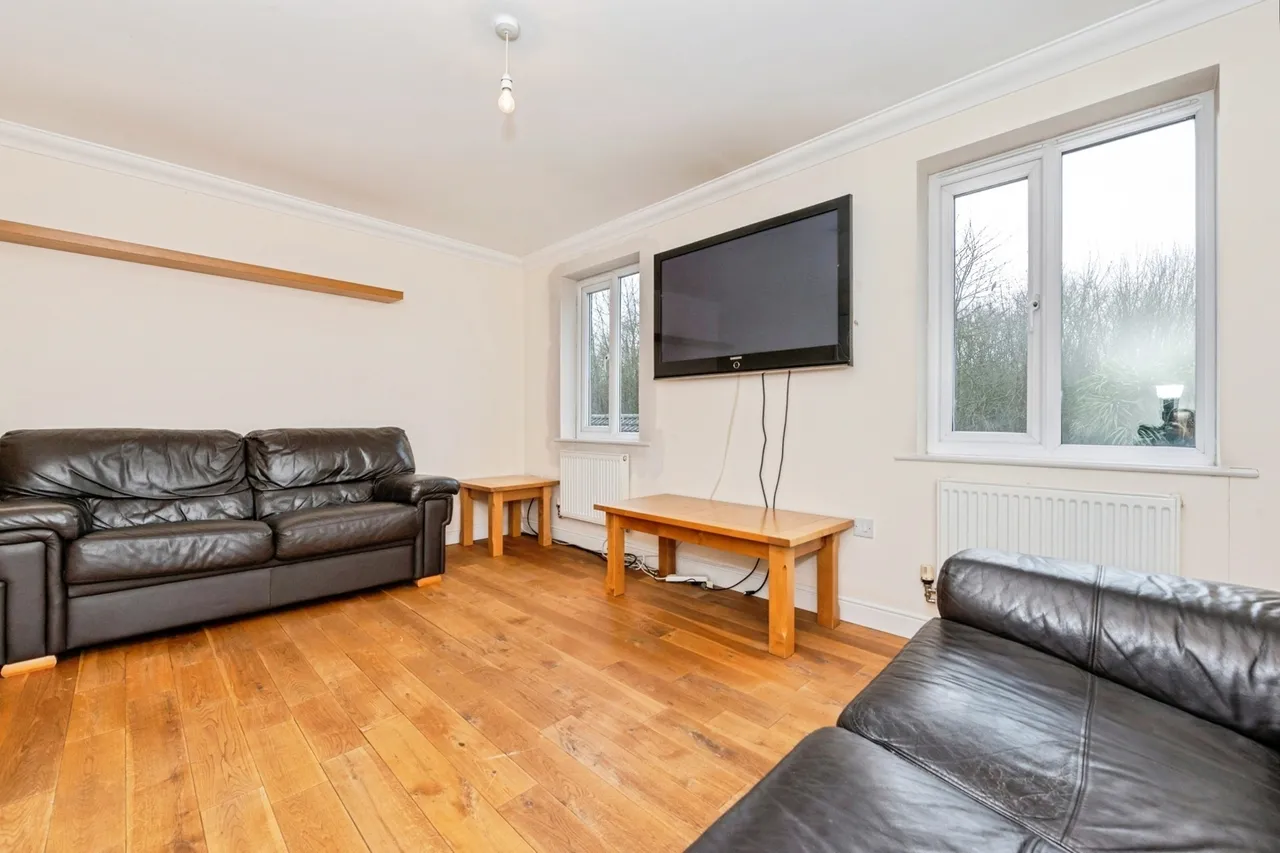 Agate Court, Sittingbourne, Kent, ME10, photo 3