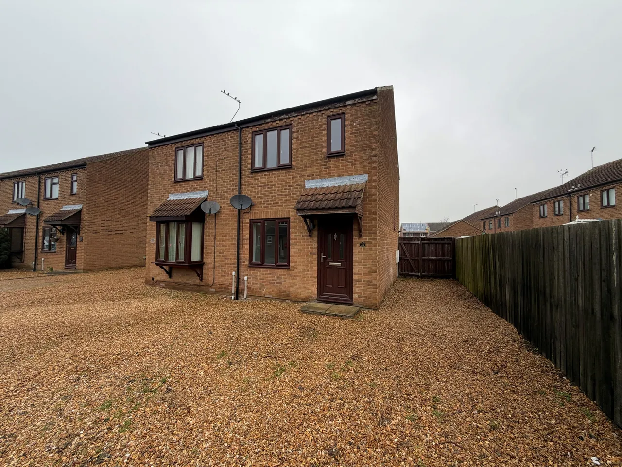 2 bed house to rent, Redbarn, Turves, PE7