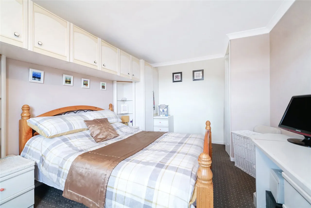 Loch Laxford, St Leonard, East Kilbride, South Lanarkshire, G74, photo 11