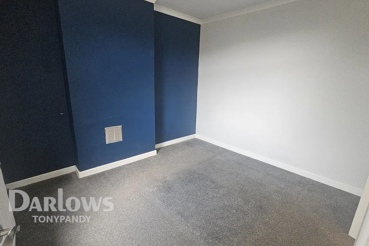 East Road, Tylorstown, CF43, photo 9