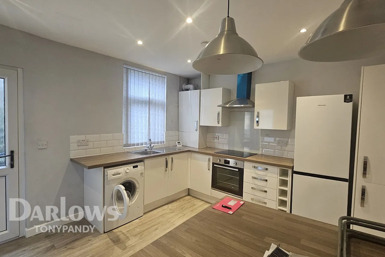 East Road, Tylorstown, CF43, photo 5
