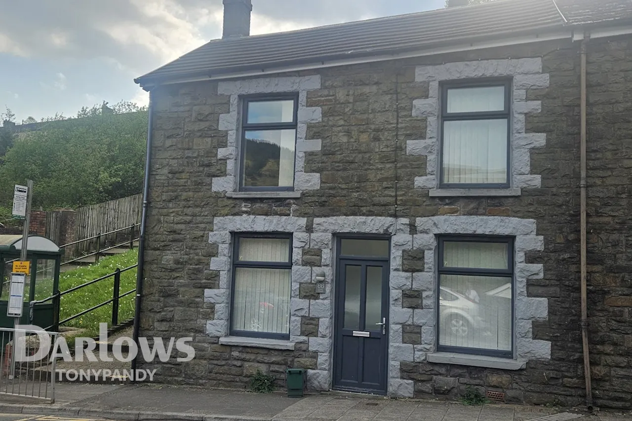 3 bed house for sale, East Road, Tylorstown, CF43