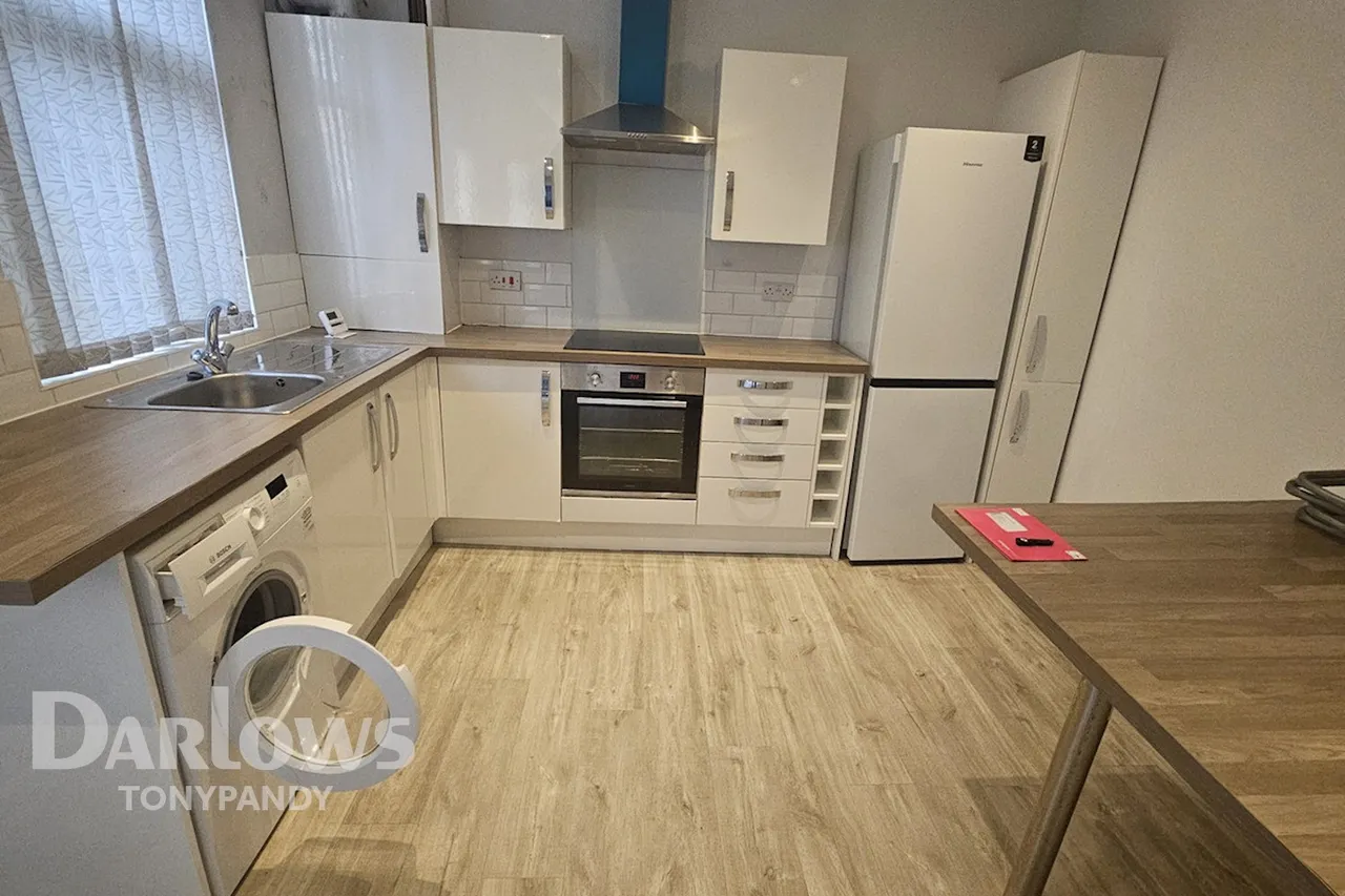East Road, Tylorstown, CF43, photo 6