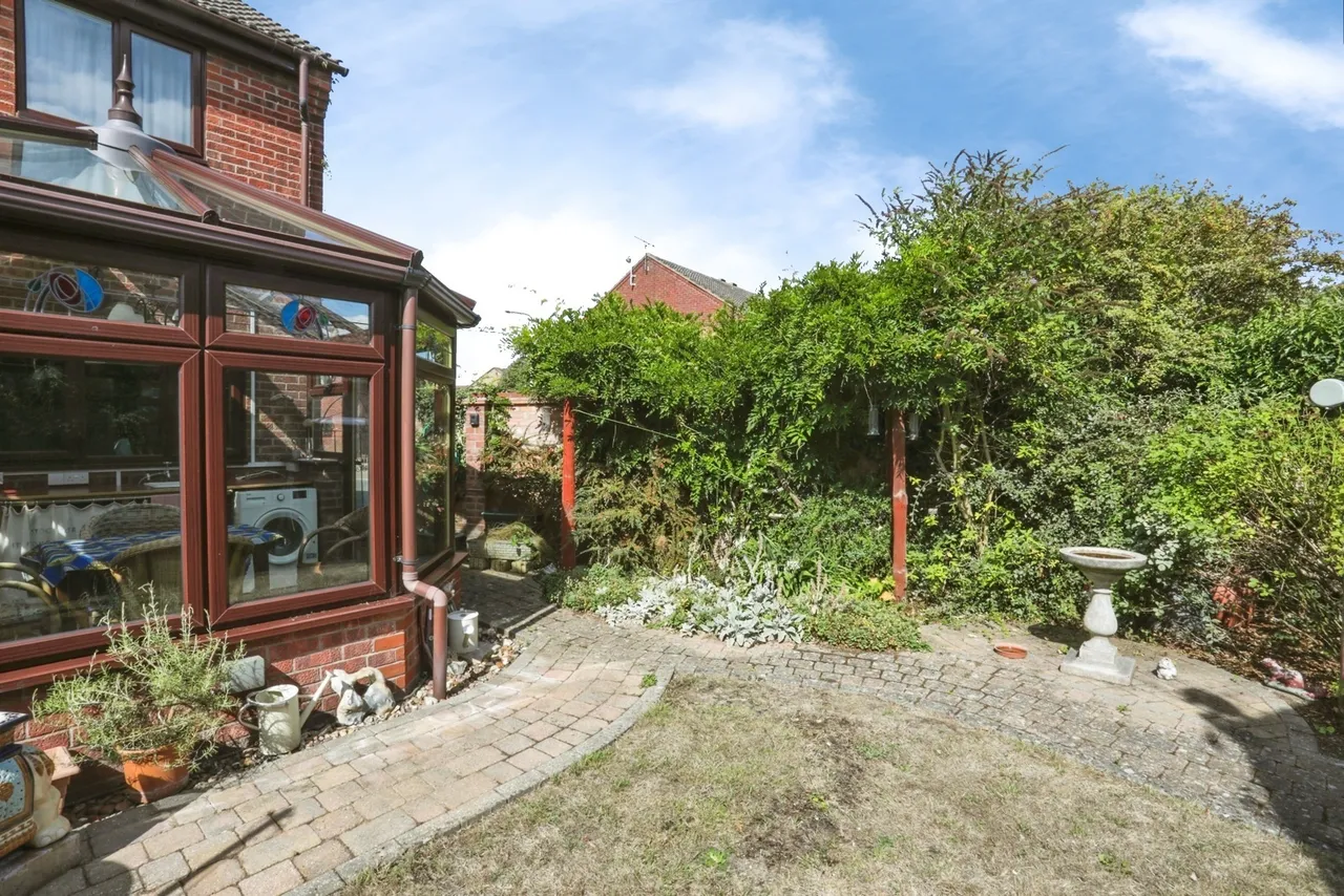 Darcy Close, Bury St. Edmunds, Suffolk, IP32, photo 12