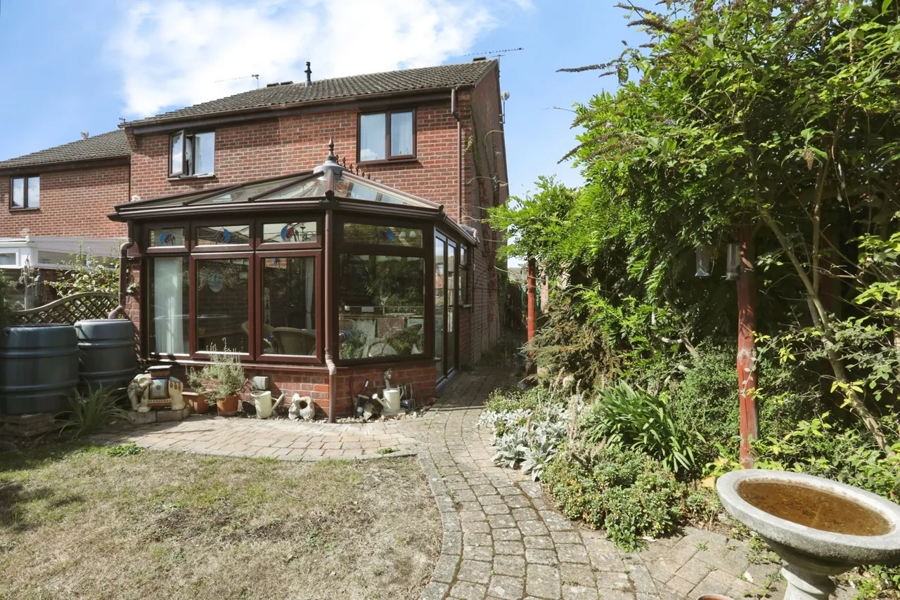 Darcy Close, Bury St. Edmunds, Suffolk, IP32, photo 14