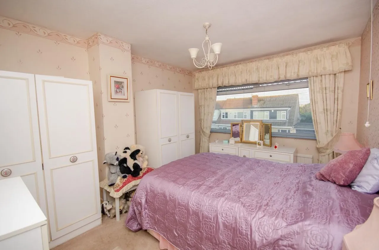 Sutherland Avenue, Downend, BS16, photo 12