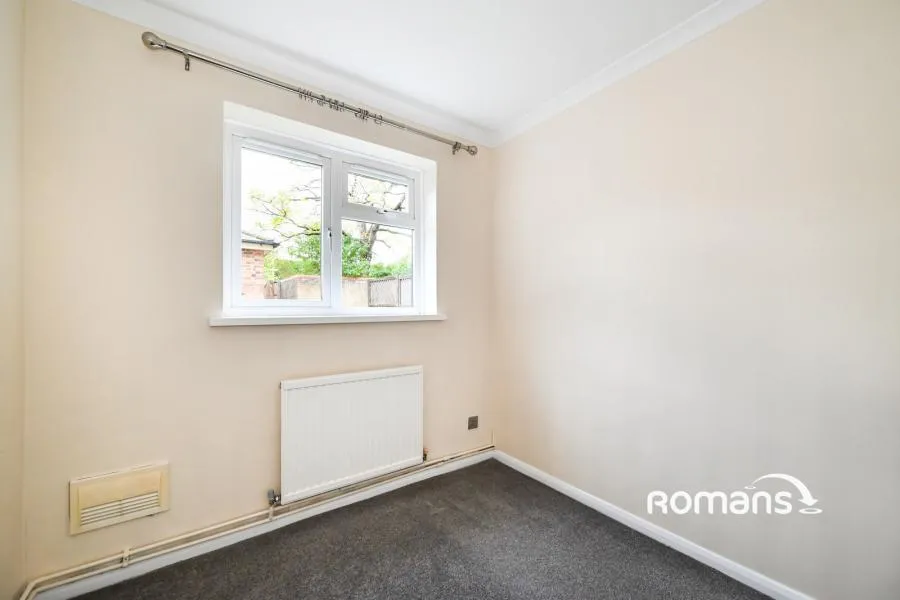 St. Andrews, Bracknell, RG12, photo 7