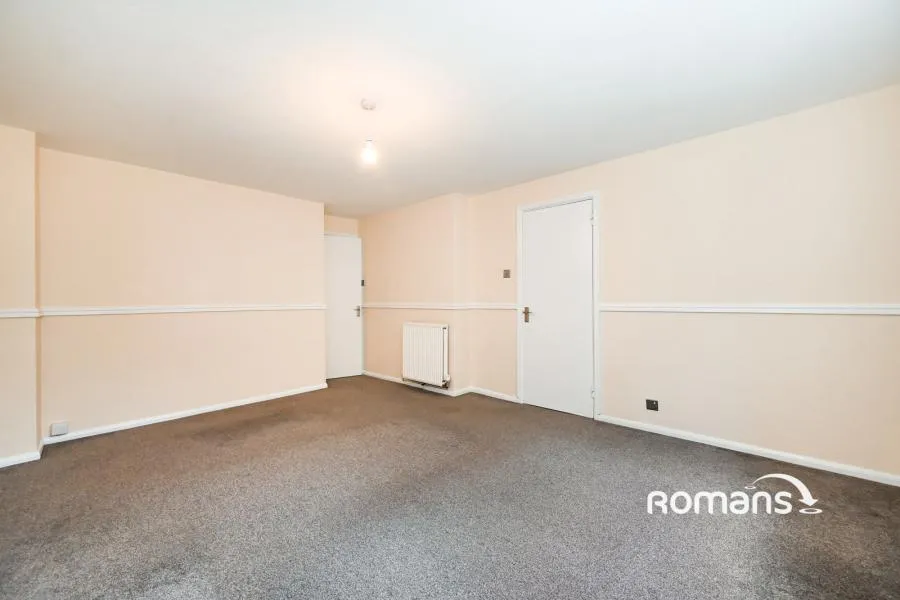 St. Andrews, Bracknell, RG12, photo 4
