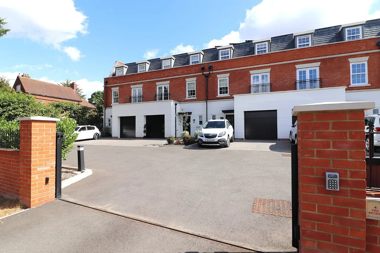 North Road, Stevenage, SG1, photo 5