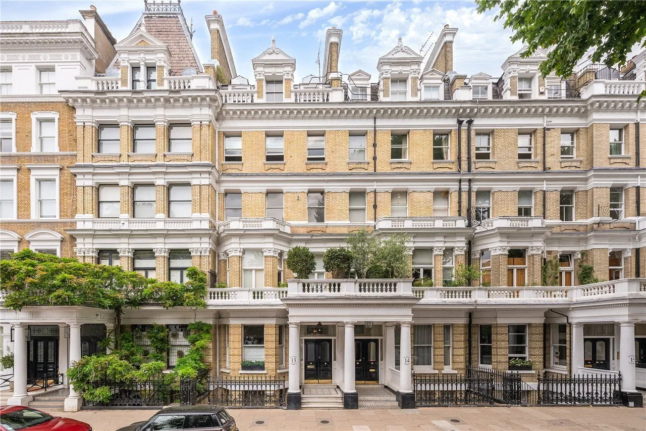 2 bed flat for sale, Wetherby Gardens, London, SW5