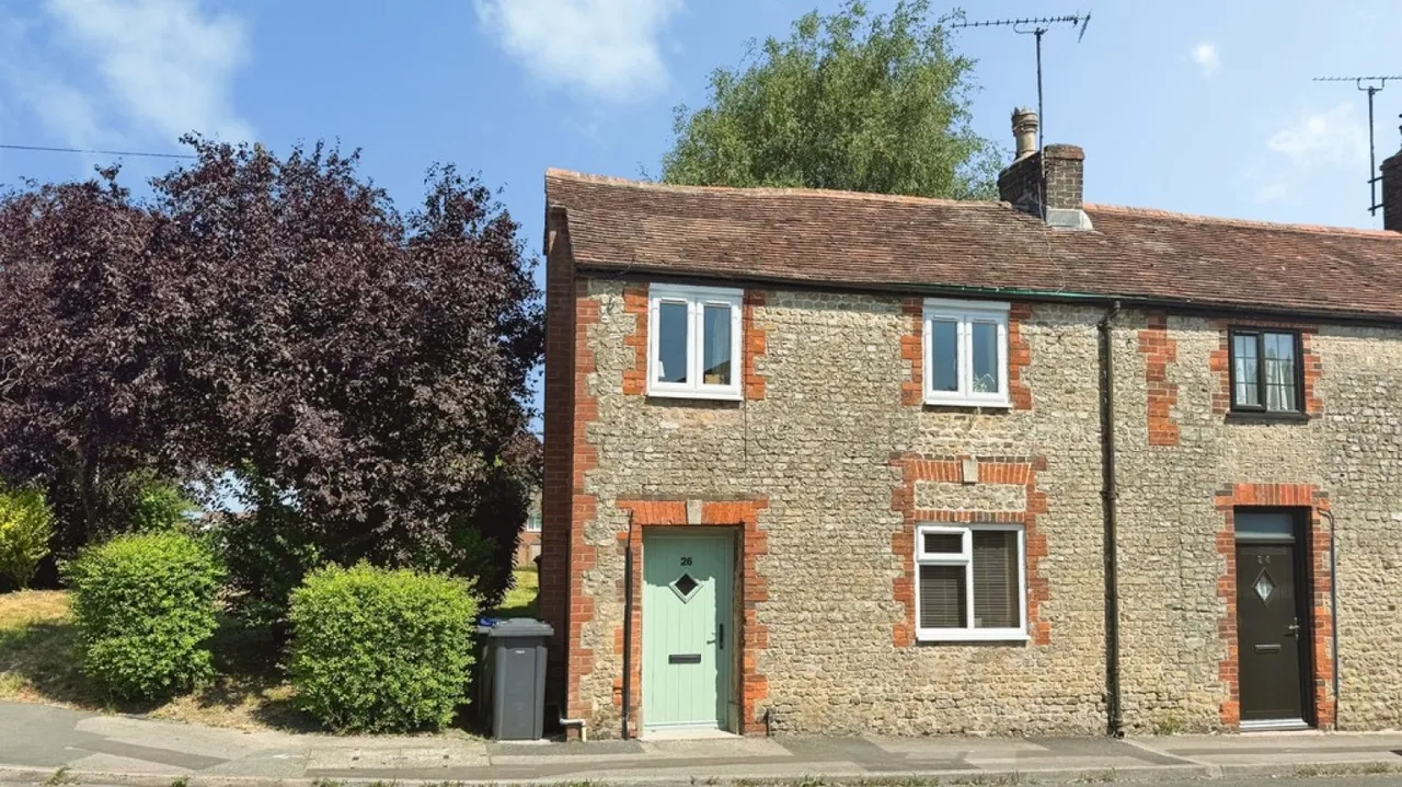 3 bed house for sale — West Street, Warminster