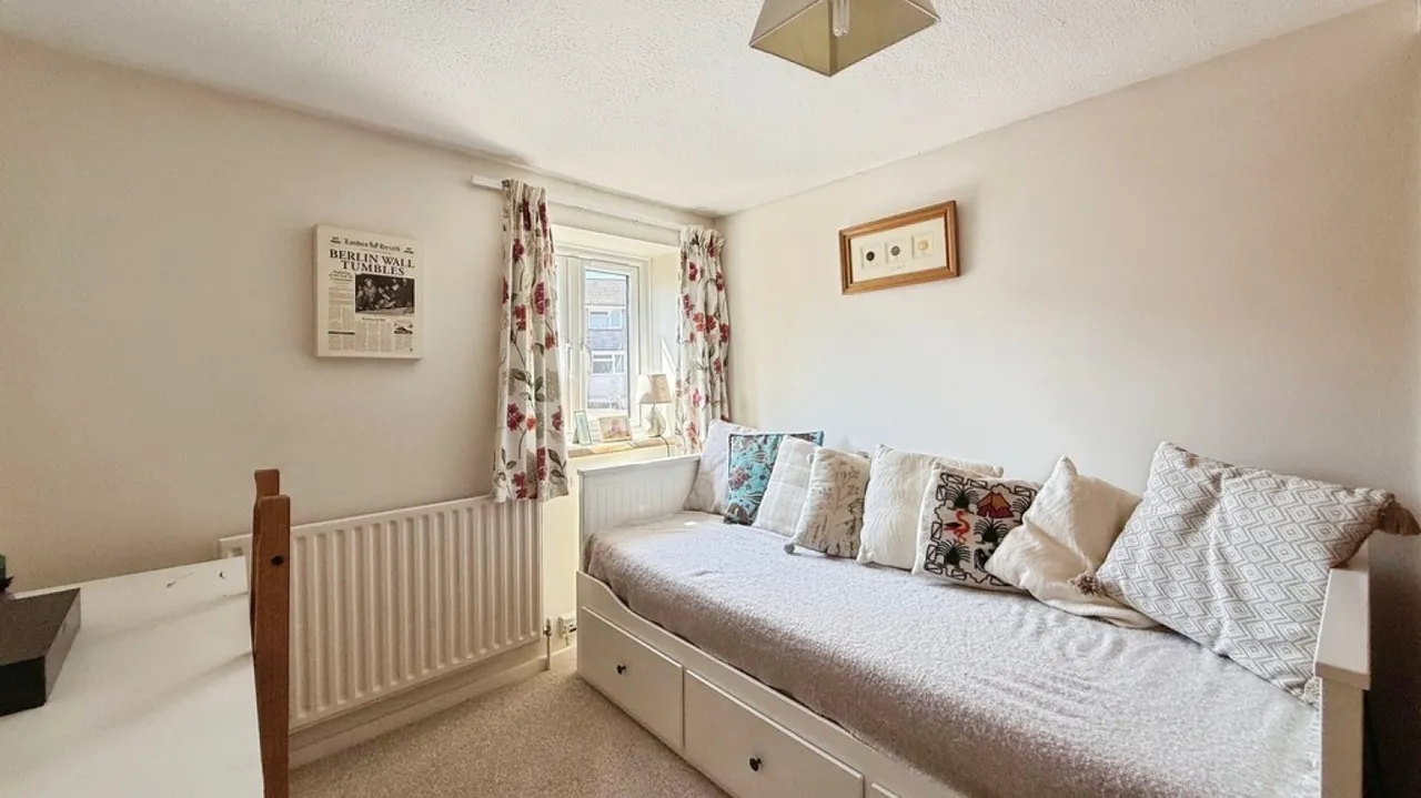 West Street, Warminster, photo 11