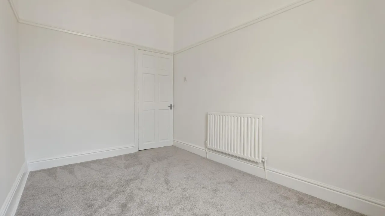 Warwick Drive, Wallasey, CH45, photo 12