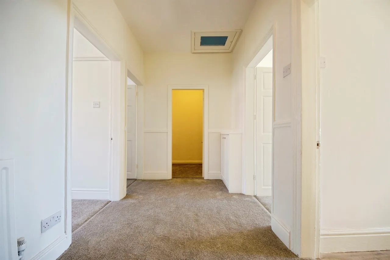Warwick Drive, Wallasey, CH45, photo 16