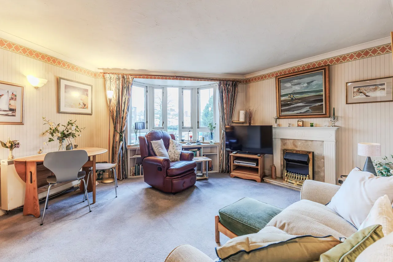 2 bed flat for sale — Warwick Road, Stratford-Upon-Avon, CV37