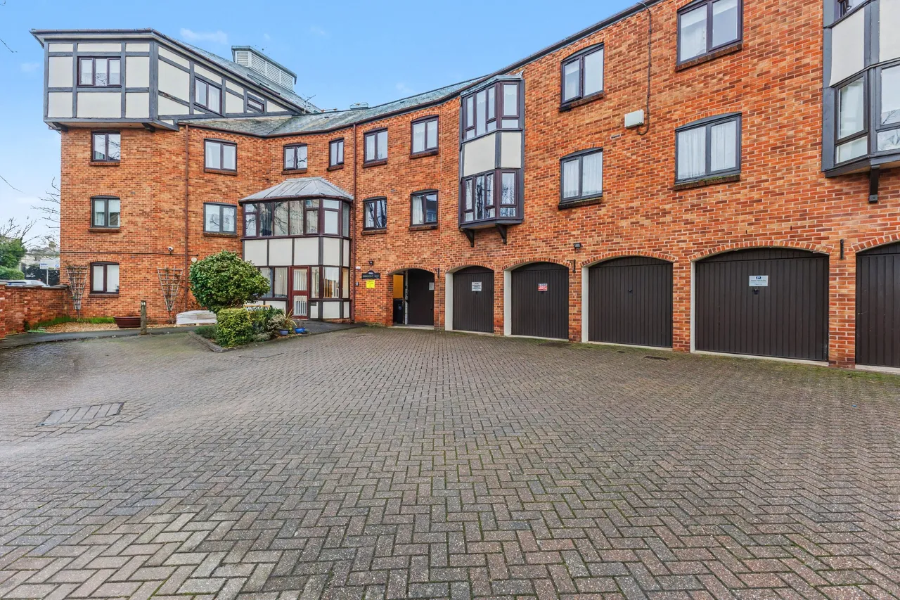 Warwick Road, Stratford-Upon-Avon, CV37, photo 13