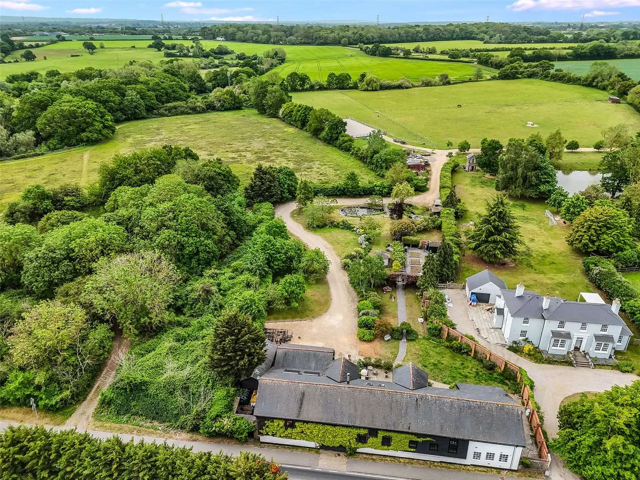 Hollies Road, Bradwell, CM77, photo 23
