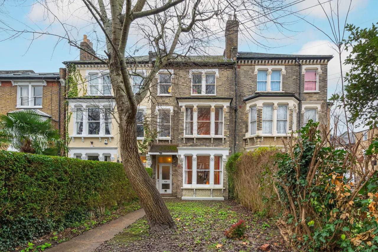 1 bed flat to rent — Ground Floor, 3 Helix Gardens, London