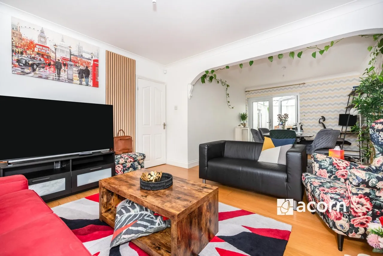Summerhouse Drive, Dartford, DA2, photo 2
