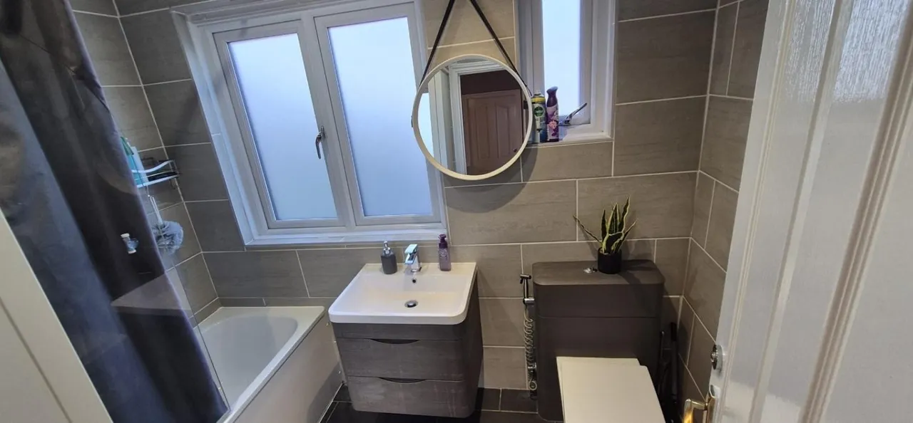 Summerhouse Drive, Dartford, DA2, photo 18