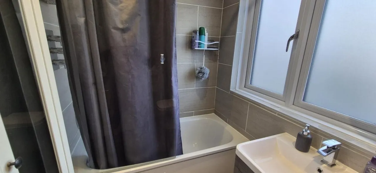 Summerhouse Drive, Dartford, DA2, photo 16