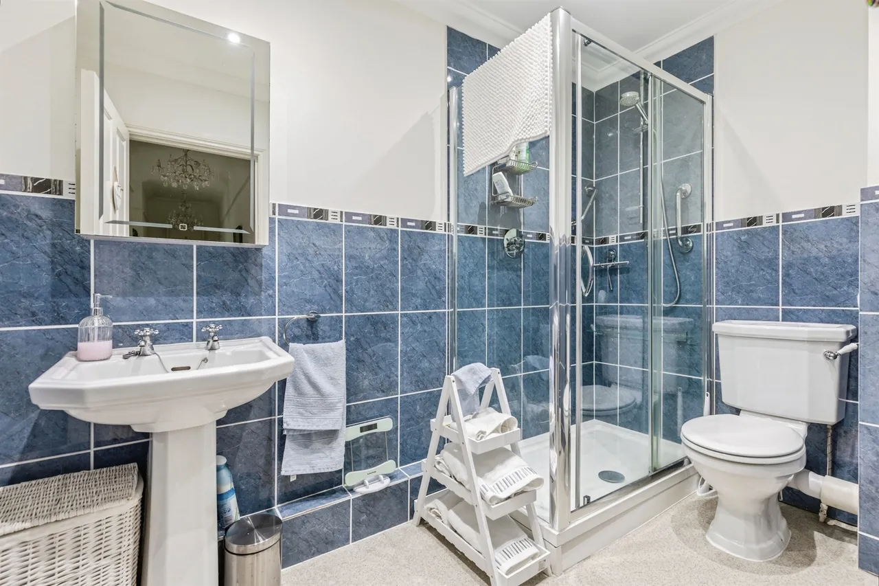 Robertson Terrace, Hastings, photo 12