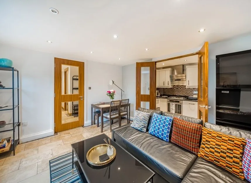 Clifton Terrace, Finsbury Park, N4, photo 2