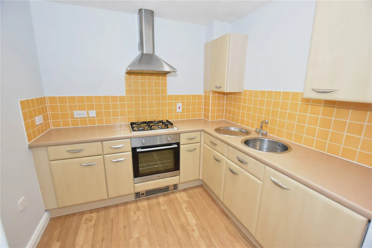 Ladybower Close, Upton, CH49, photo 4