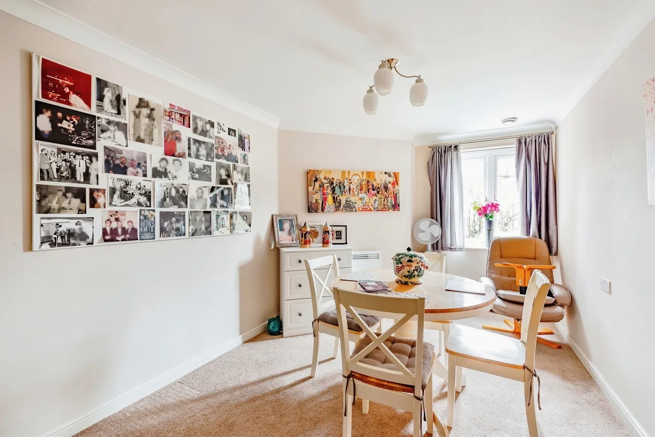 Linkfield Lane, Redhill, photo 10