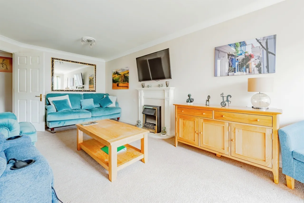 Linkfield Lane, Redhill, photo 4