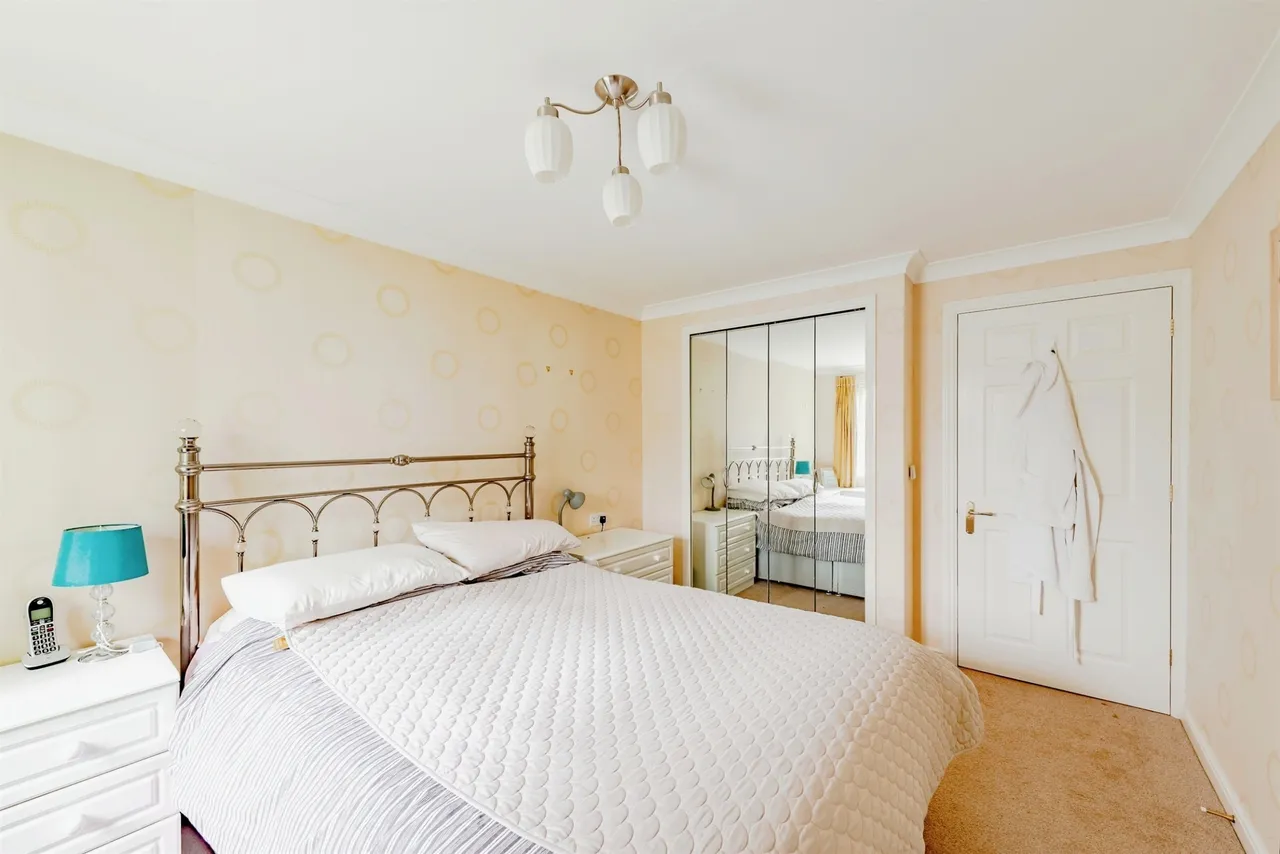 Linkfield Lane, Redhill, photo 12