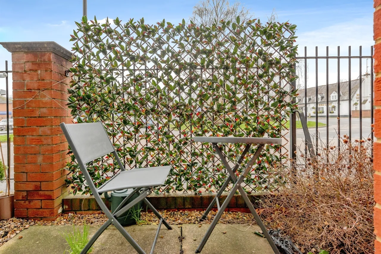 Linkfield Lane, Redhill, photo 8
