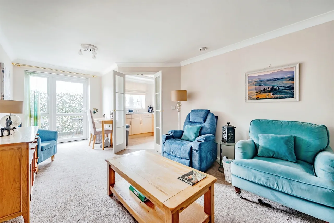 Linkfield Lane, Redhill, photo 5