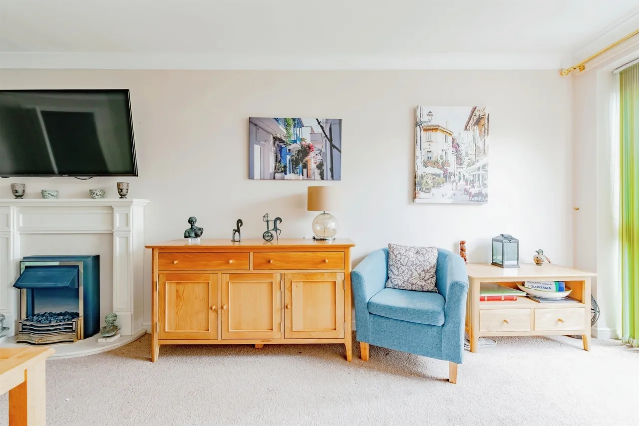 Linkfield Lane, Redhill, photo 6