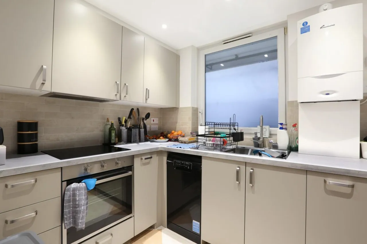 Flaxman Road, London, SE5, photo 2