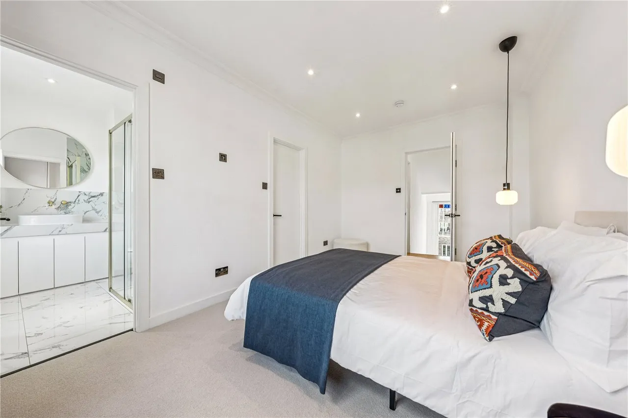 Ledbury Road, London, W11, photo 9
