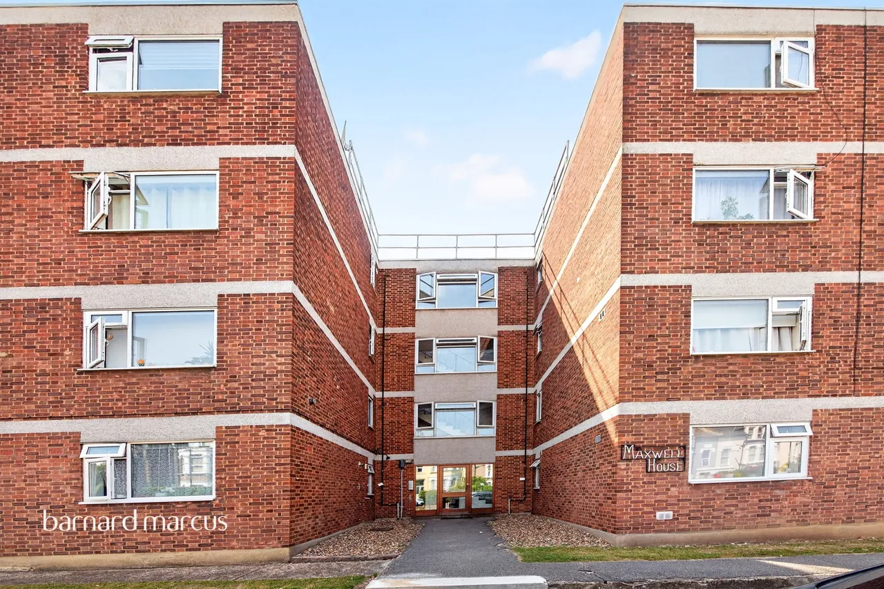 Palmerston Road, London, photo 12