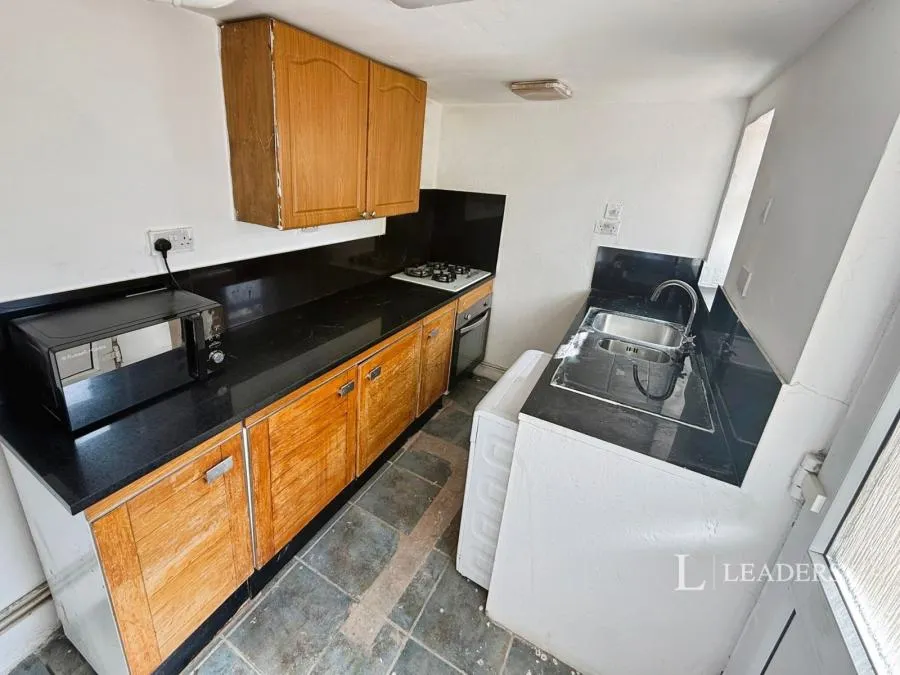 Padholme Road, Peterborough, PE1, photo 2